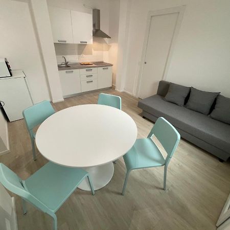Residence Wally Bilocale Piano Terra - Agenzia Cocal Каорле Екстер'єр фото